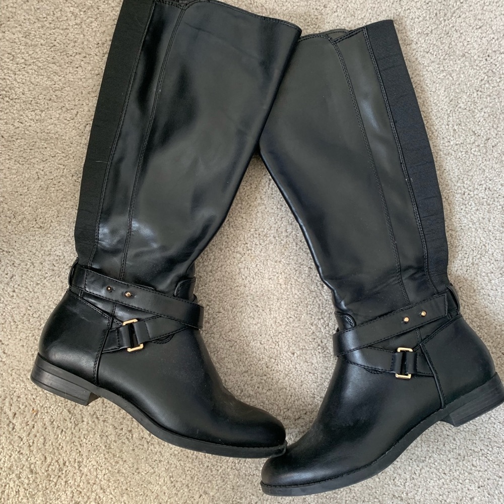 Black knee high boots
